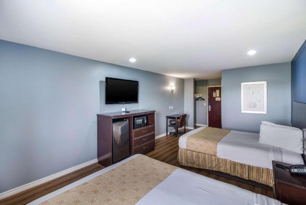 Rodeway Inn & Suites Port Arthur - Groves Eksteriør bilde