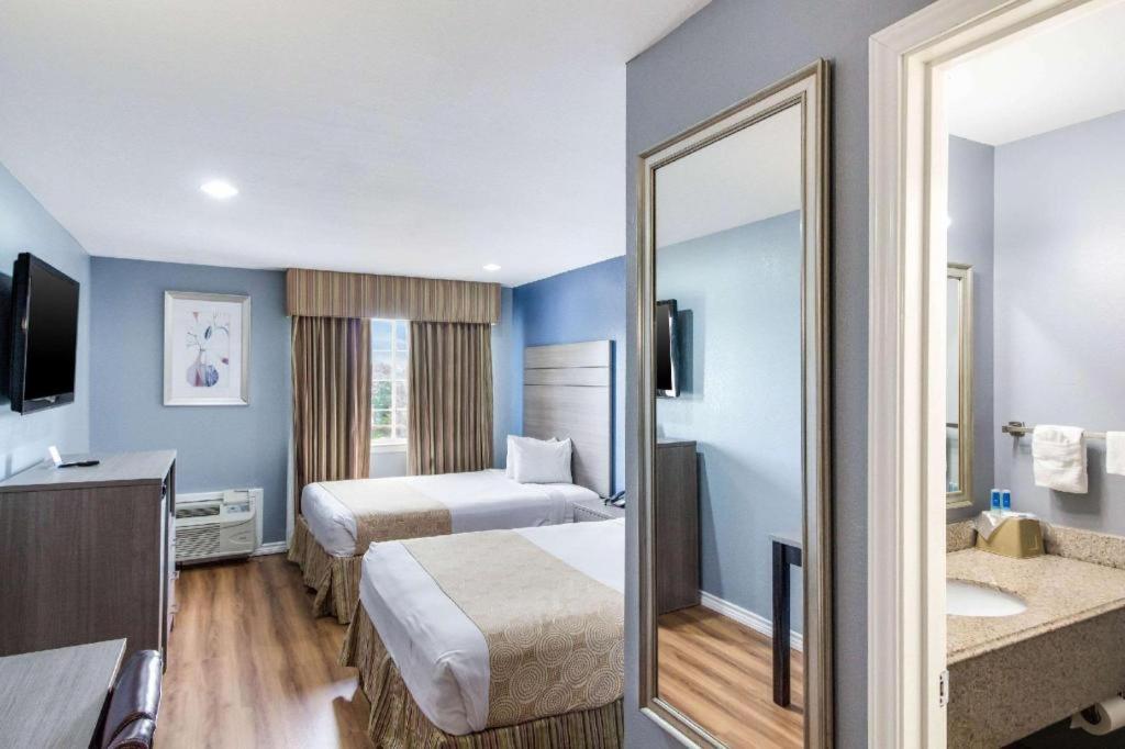 Rodeway Inn & Suites Port Arthur - Groves Eksteriør bilde
