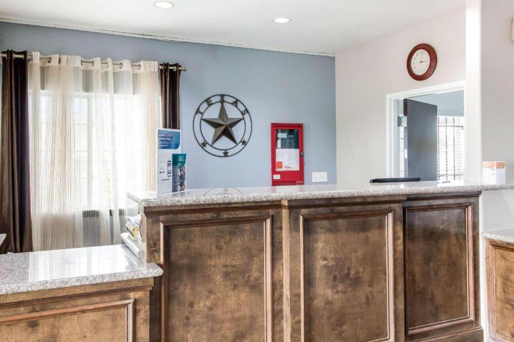 Rodeway Inn & Suites Port Arthur - Groves Eksteriør bilde